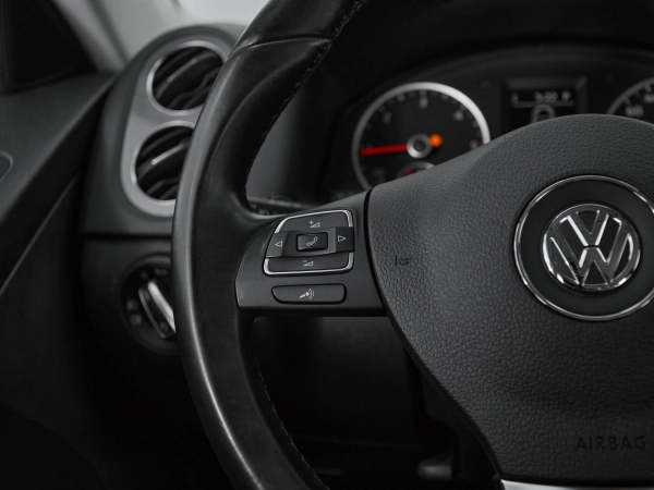 Volkswagen Tiguan, I Рестайлинг фото №11