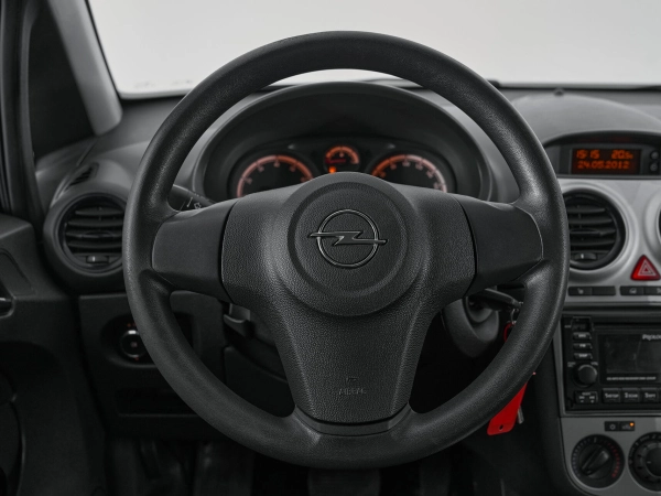 Opel Corsa, D Рестайлинг II фото №10