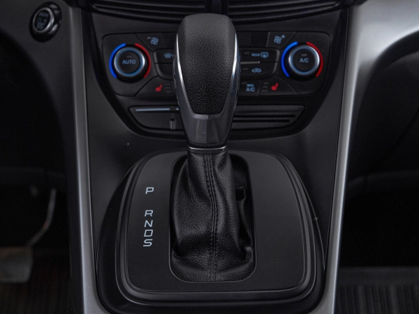 Ford Kuga, II Рестайлинг фото №17
