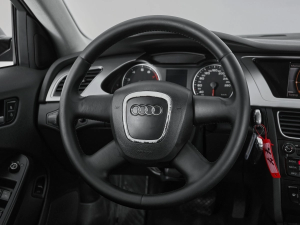 Audi A4, IV (B8) фото №10