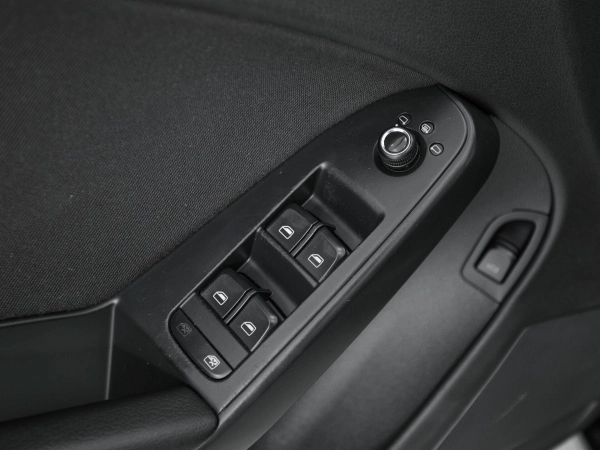 Audi A4, IV (B8) фото №11