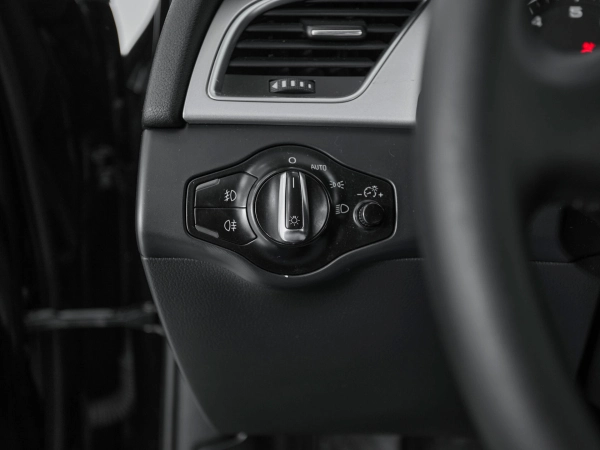 Audi A4, IV (B8) фото №12