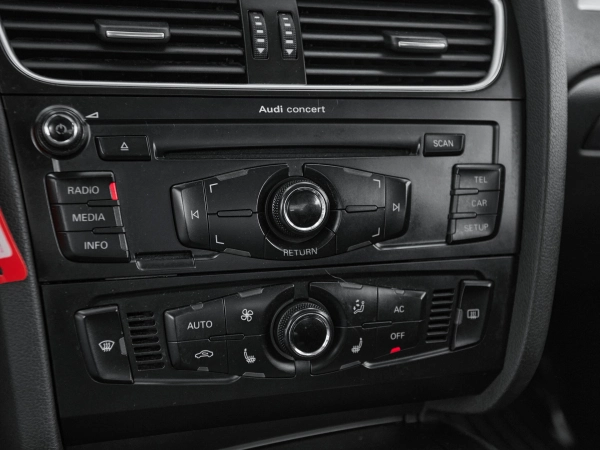 Audi A4, IV (B8) фото №15