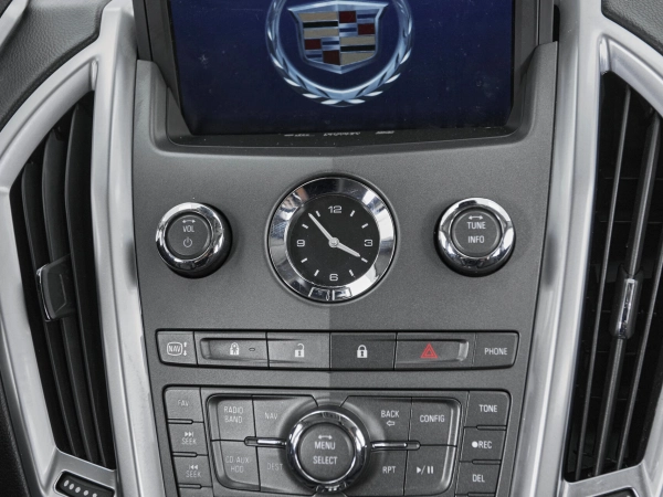 Cadillac SRX, II фото №20