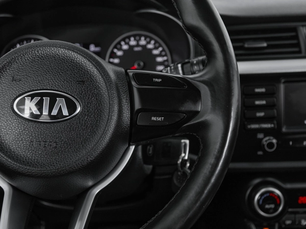 Kia Rio, IV фото №12