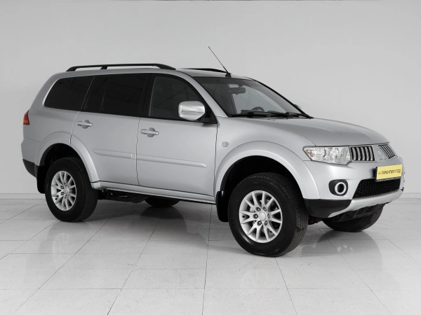 Mitsubishi Pajero Sport, II фото №3