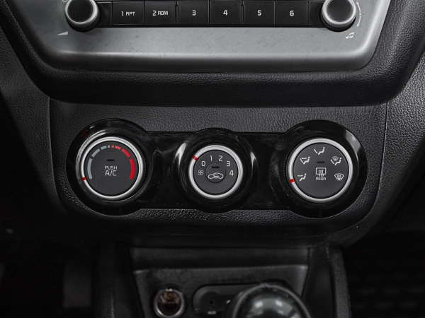 Kia Rio, III Рестайлинг фото №13
