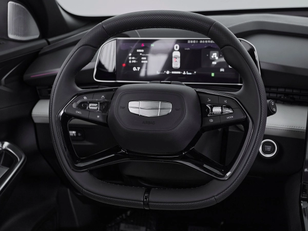 Geely Atlas, II фото №10