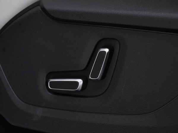 Geely Atlas, II фото №16