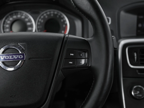 Volvo S60, II фото №12
