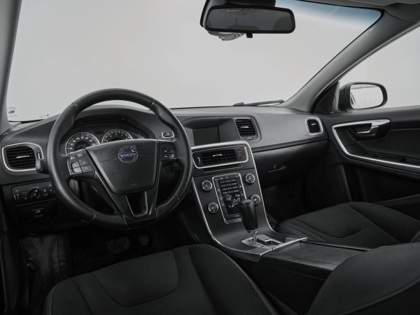 Volvo S60, II фото №7