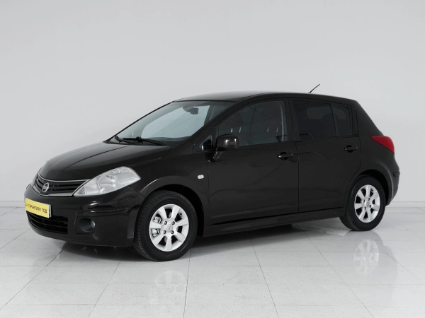 Nissan Tiida, I Рестайлинг фото №1