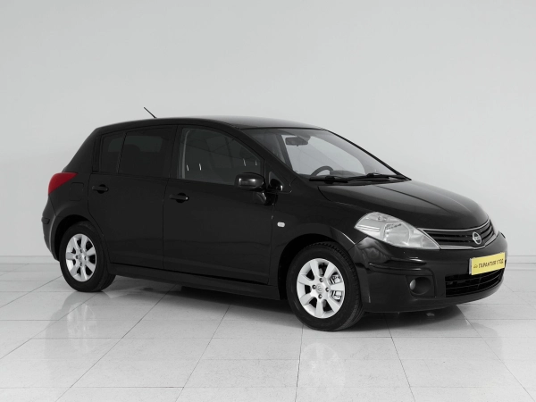 Nissan Tiida, I Рестайлинг фото №3