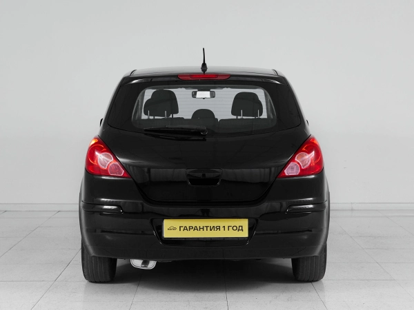 Nissan Tiida, I Рестайлинг фото №5