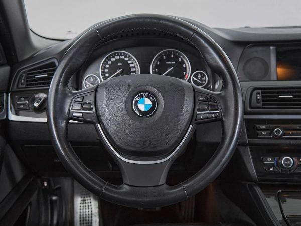 BMW 5 серии, VI (F10/F11/F07) фото №12