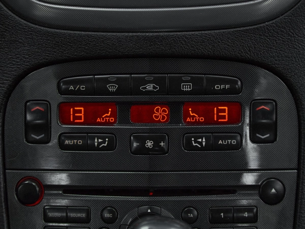 Peugeot 607, I Рестайлинг фото №13