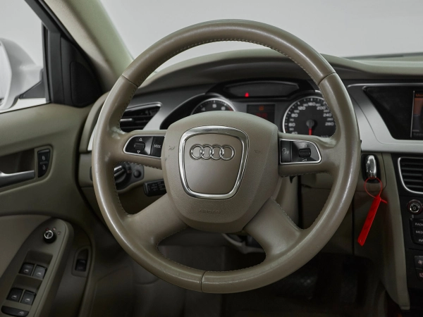 Audi A4, IV (B8) фото №10