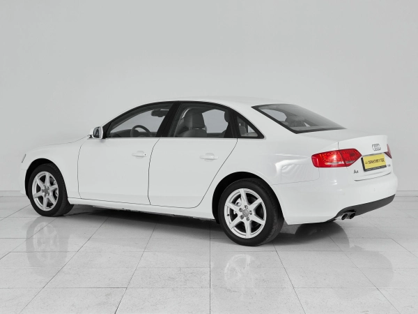Audi A4, IV (B8) фото №4