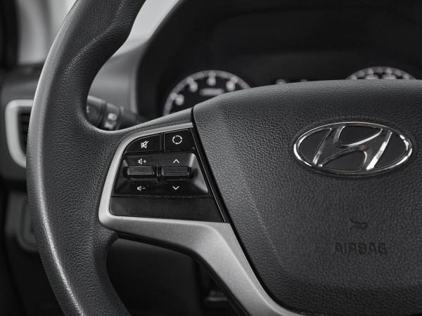 Hyundai Solaris, I Рестайлинг фото №11