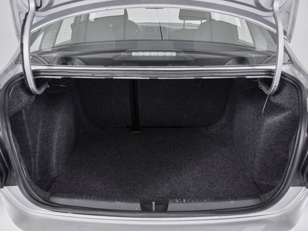 Volkswagen Polo, V фото №16