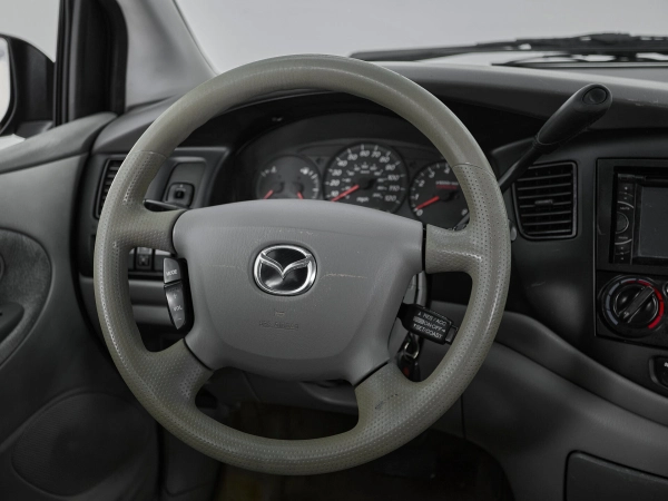 Mazda MPV, II (LW) фото №10
