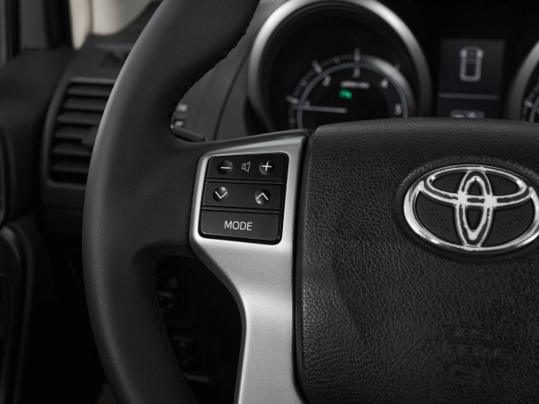 Toyota Land Cruiser Prado, 150 Series фото №11