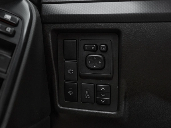 Toyota Land Cruiser Prado, 150 Series фото №15