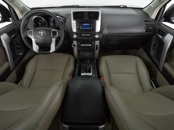 Toyota Land Cruiser Prado, 150 Series фото №8