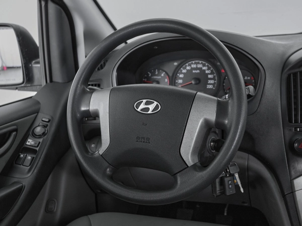Hyundai Grand Starex, I фото №10