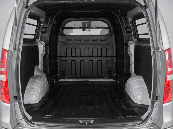 Hyundai Grand Starex, I фото №15