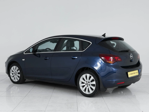 Opel Astra, J фото №4