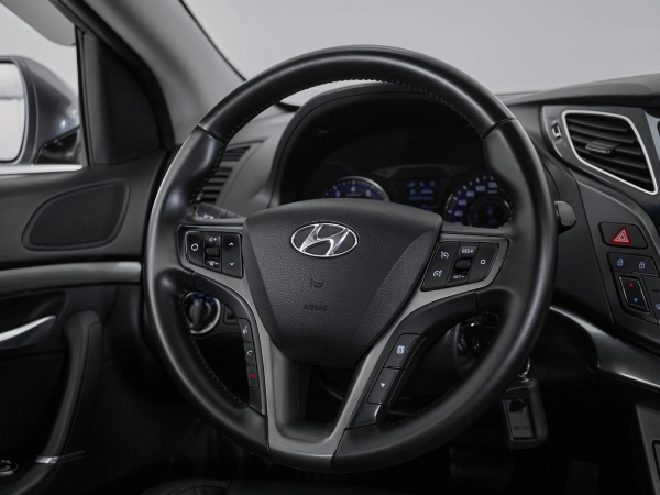 Hyundai i40, I Рестайлинг фото №12