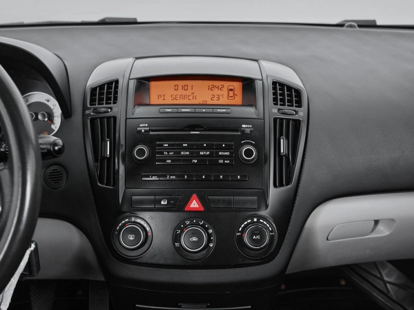 Kia Ceed, I фото №11