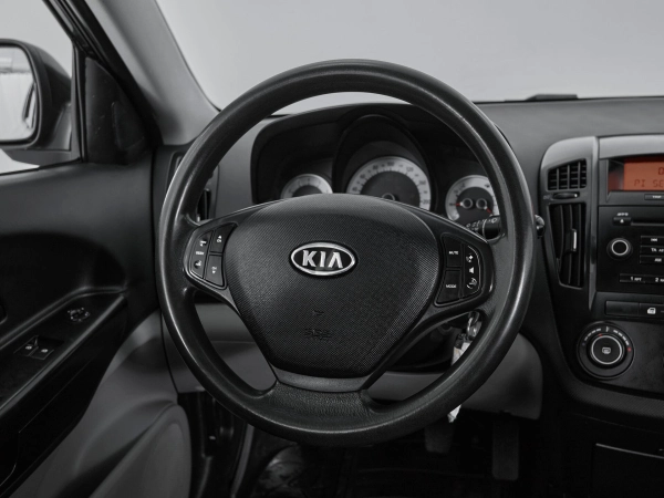 Kia Ceed, I фото №9