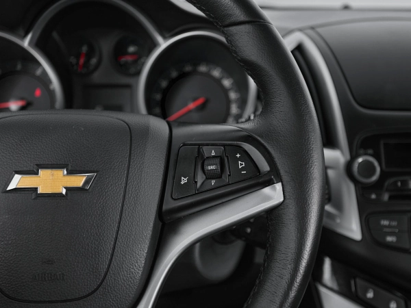 Chevrolet Cruze, I Рестайлинг фото №11