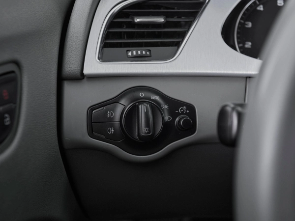 Audi A4, IV (B8) фото №13