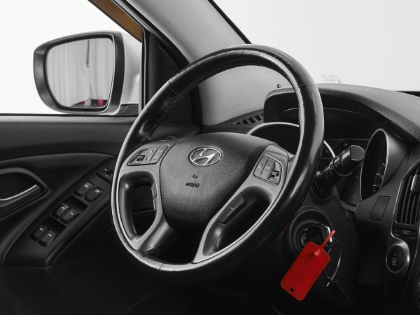 Hyundai ix35, I Рестайлинг фото №10