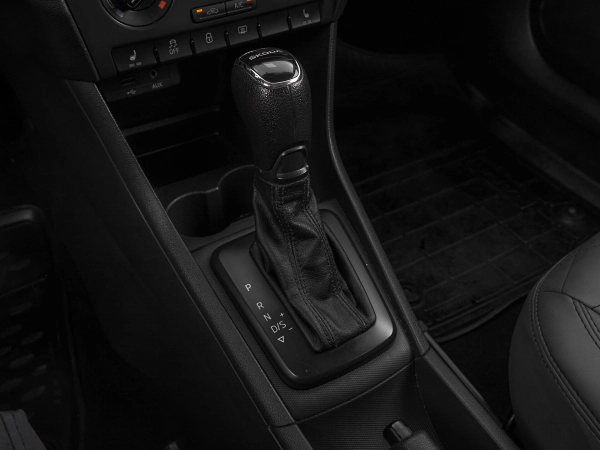 Skoda Rapid, I фото №16