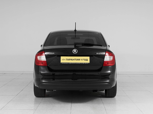 Skoda Rapid, I фото №5