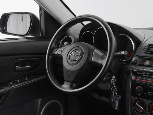 Mazda 3, I (BK) Рестайлинг фото №10