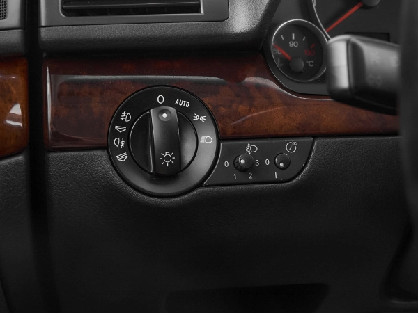 Audi A4, III (B7) фото №13