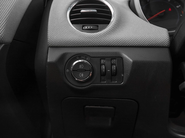 Chevrolet Cruze, I Рестайлинг фото №12