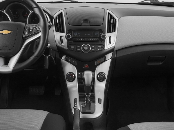 Chevrolet Cruze, I Рестайлинг фото №13