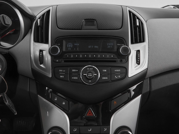 Chevrolet Cruze, I Рестайлинг фото №14