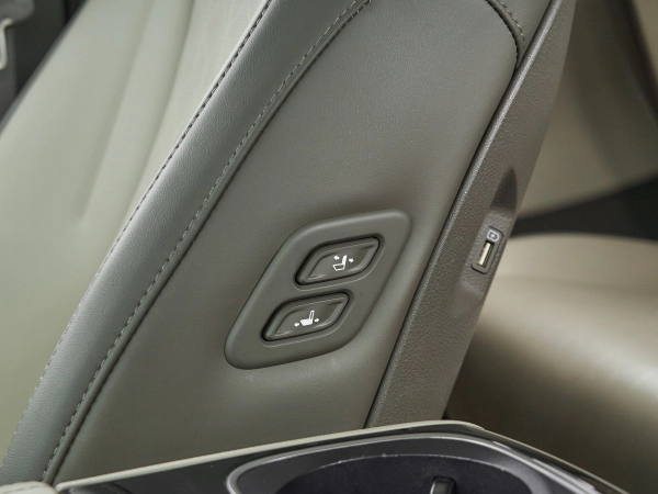Kia Carnival, IV фото №15
