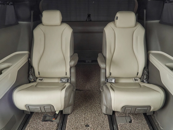 Kia Carnival, IV фото №21