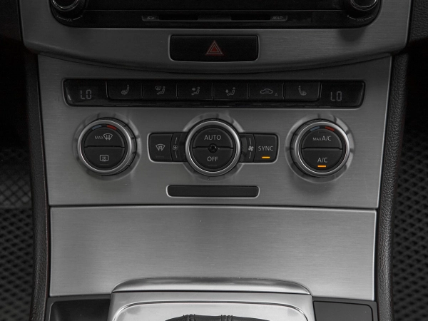 Volkswagen Passat, B7 фото №16