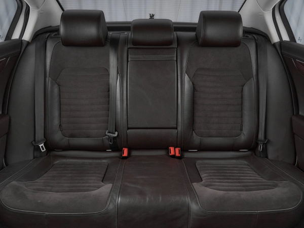 Volkswagen Passat, B7 фото №18