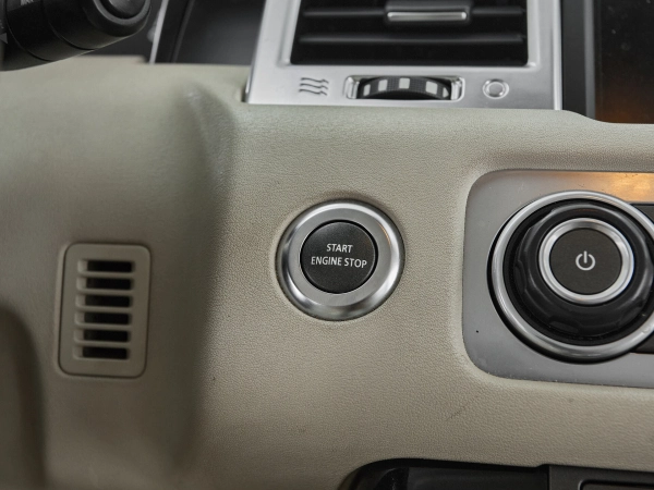 Land Rover Range Rover Sport, I Рестайлинг фото №11