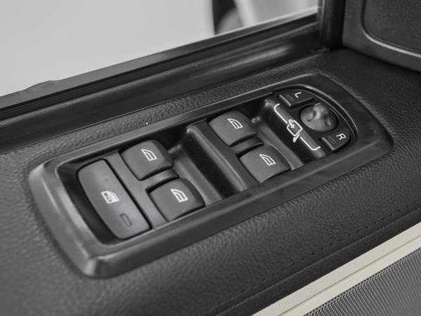 Land Rover Range Rover Sport, I Рестайлинг фото №15